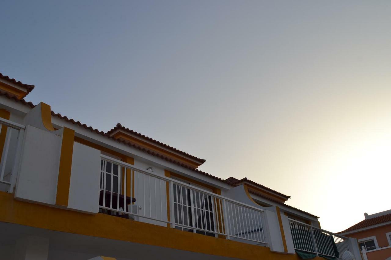 Sun & Sol Apartment Caleta De Fuste Exterior photo